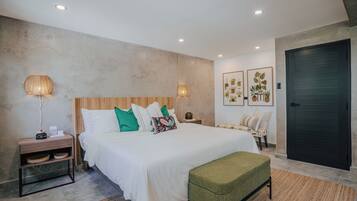 In-room safe, iron/ironing board, free WiFi