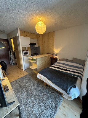 1 bedroom - Newly renovated studio at the foot of the slopes (Vars)