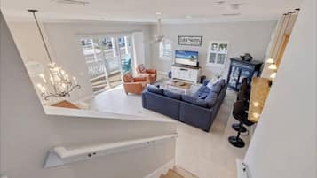 Smart TV, video games