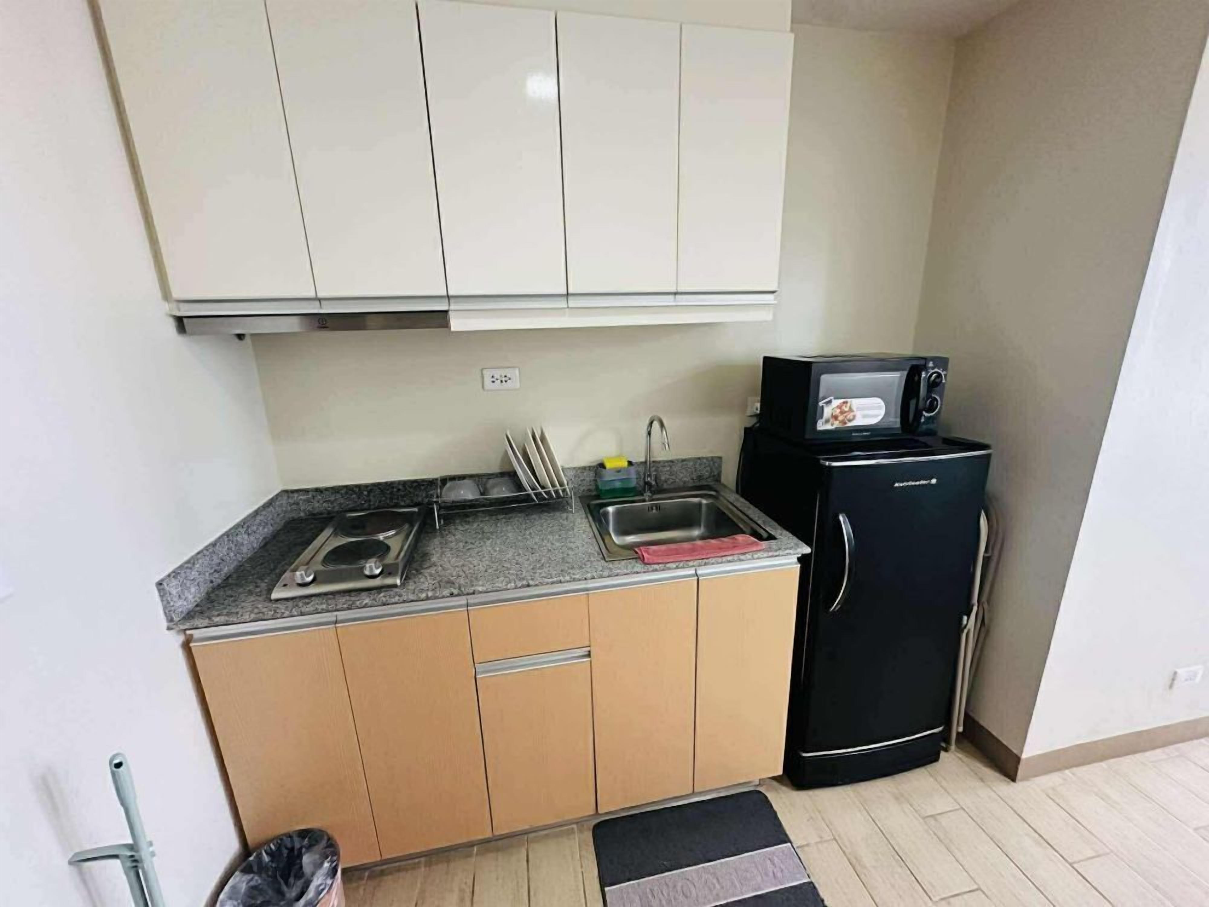 雪櫃、微波爐、爐具、廚房用具/餐具/器皿