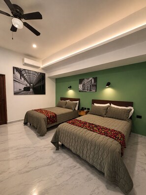Comfort Double Room, 2 Double Beds, Tower | Desk, laptop workspace, soundproofing, free WiFi - Hotel Boutique Casa Vivaldi (Mérida)