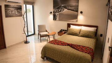 Luxury Room, 1 Queen Bed, Private Bathroom, Ground Floor | Desk, laptop workspace, soundproofing, free WiFi