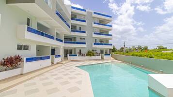 Alberca al aire libre