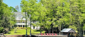 Horton House SLEEPS 15, no pets or unapproved parties