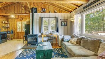 Televisie en een open haard