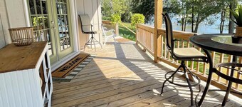 Waterfront 3 Bedroom Camden Cabin with Gorgeous Views, Firepit and Dock