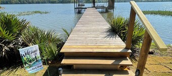 Waterfront 3 Bedroom Camden Cabin with Gorgeous Views, Firepit and Dock