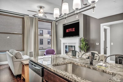 Historic Loft in the Heart of Downtown • Gym