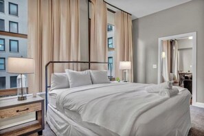 2 soverom, strykejern/-brett, internettilgang og sengetøy