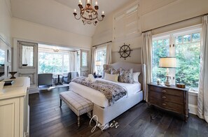 7 bedrooms, free WiFi, bed sheets