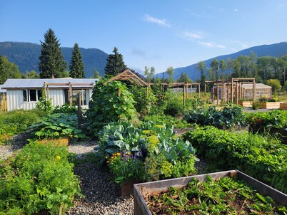 Peaceful Guesthouse On Historic Farm