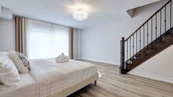 5 bedrooms, iron/ironing board, travel cot, free WiFi