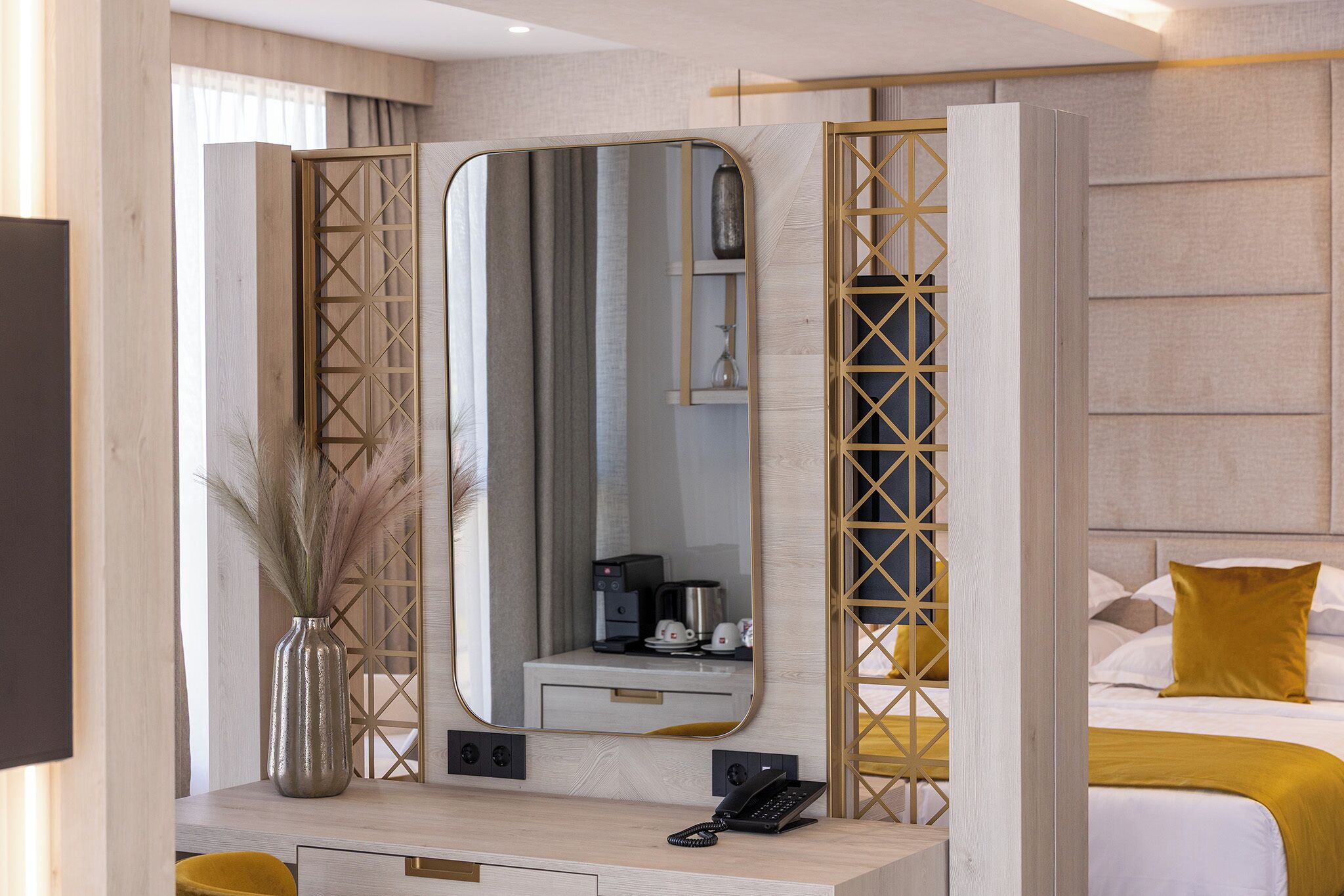 Coffres-forts dans les chambres, bureau