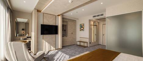 Caja de seguridad en la habitación y escritorio