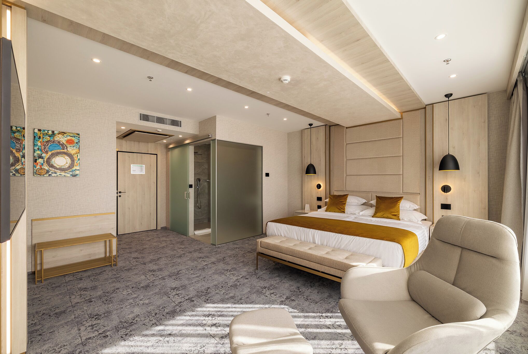 In-room safe, desk, laptop workspace, free WiFi