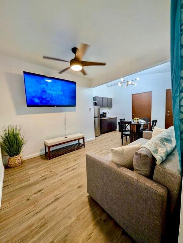 Smart TV - new modern Oceanfront Apartment (Arecibo)