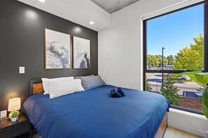 Apartment | Free WiFi - Luxe 2BR Suite in South End Charlotte (Charlotte)