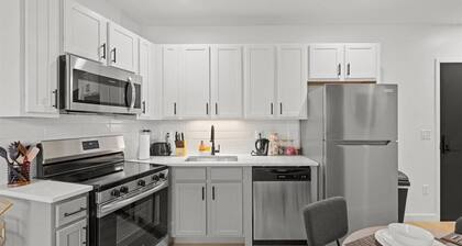 Luxe 2BR Suite in South End Charlotte