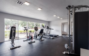 Fitness facility - Sleepover: Peaceful 1BD/1BA + Gym - Austin TX (Austin)