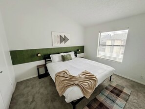 Skrivebord, strygejern/strygebræt, gratis Wi-Fi, sengetøj