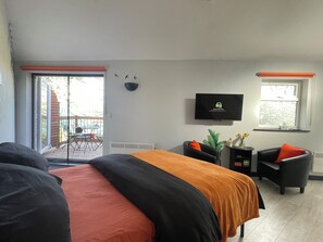 1 makuuhuone, silitysrauta/-lauta, Wi-Fi, vuodevaatteet