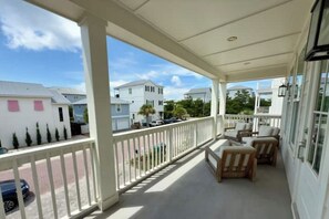 Property grounds - New List 5BR/4.5 BA close to Rosemary Beach (Walton County)