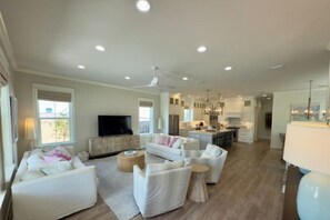 Smart TV - New List 5BR/4.5 BA close to Rosemary Beach (Walton County)