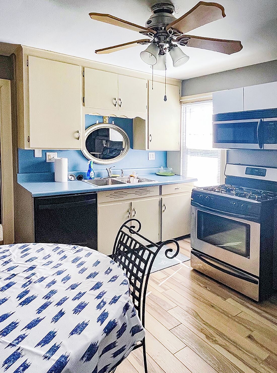 Mikrowelle, Ofen, Herdplatte, Geschirrspüler