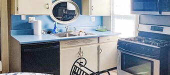 Lovely 4-bedroom house with AC in Sandusky, OH