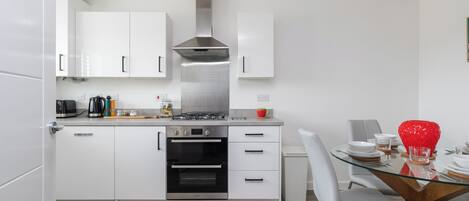 電子レンジ、オーブン、食器洗い機