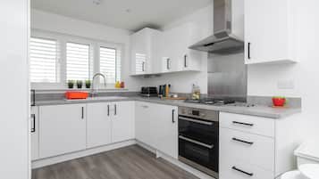 Microwave, oven, dishwasher