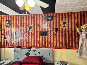 Interior - Rent this haunted bedroom for Halloween fun! (Houston)