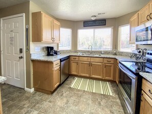 Fridge, microwave, oven, stovetop - Tennis Building #201 (Garden City)