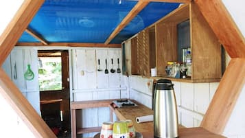 Chambre Double Confort, vue jardin | Cuisine partagée