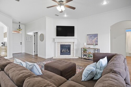 3 bedroom house in welcoming SW Lubbock