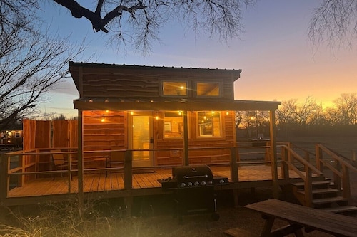 Blue Quail Tiny Cabin at Caprock Canyons