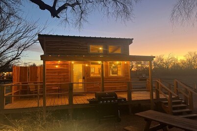 Blue Quail Tiny Cabin at Caprock Canyons