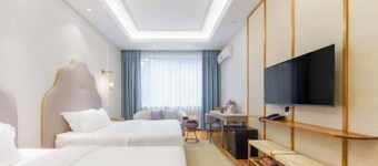 Return to Emei mountaineer Hotel