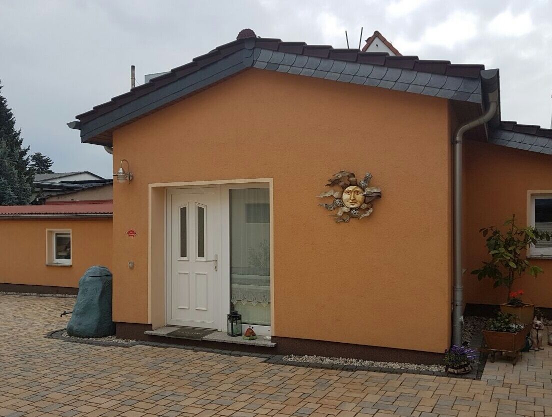 تفاصيل الفندق من الخارج