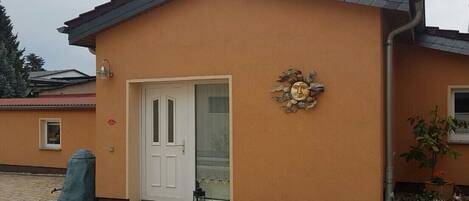 تفاصيل الفندق من الخارج