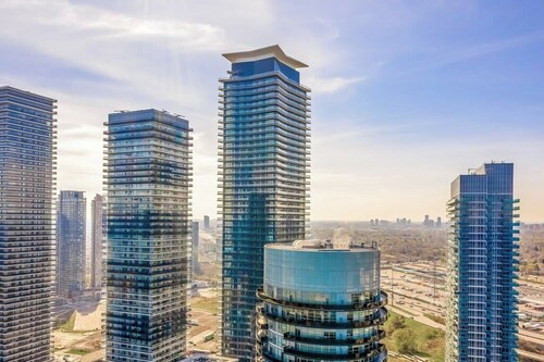 Brand New, 2 Beds Toronto Apt