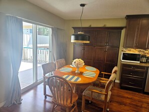 تناول الطعام