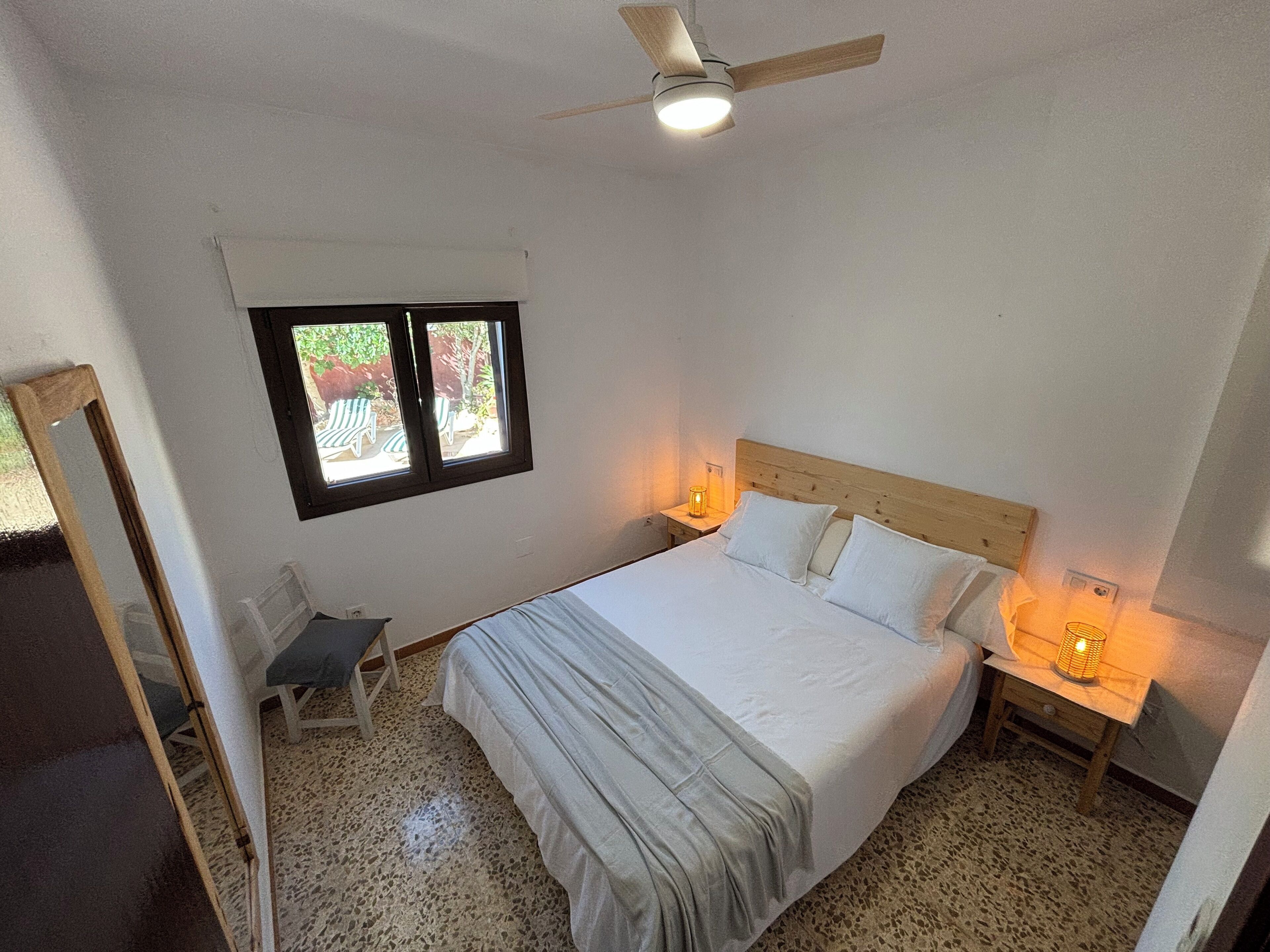 3 dormitorios, tabla de planchar con plancha, wifi y ropa de cama