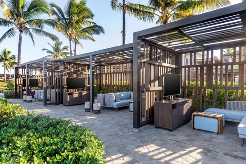 Hilton Maui Bay Villa 3-Bedroom Premier Penthouse with Ocean View