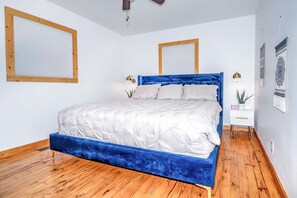 4 Schlafzimmer, Bügeleisen/Bügelbrett, kostenloses WLAN, Bettwäsche