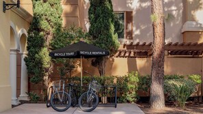 Property grounds - Newport Coast 2BR Villa– Ocean-View Resort Luxury with Pools, Spa & Beach Access (Newport Beach)