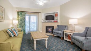 Televisión y chimenea 