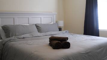 Iron/ironing board, WiFi, bed sheets