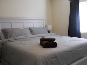 Iron/ironing board, WiFi, bed sheets