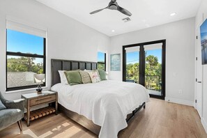 10 soverom, strykejern/-brett, wi-fi og sengetøy